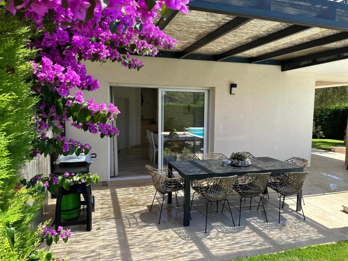 Villa Divina With Private Heated Pool Pula Exterior foto